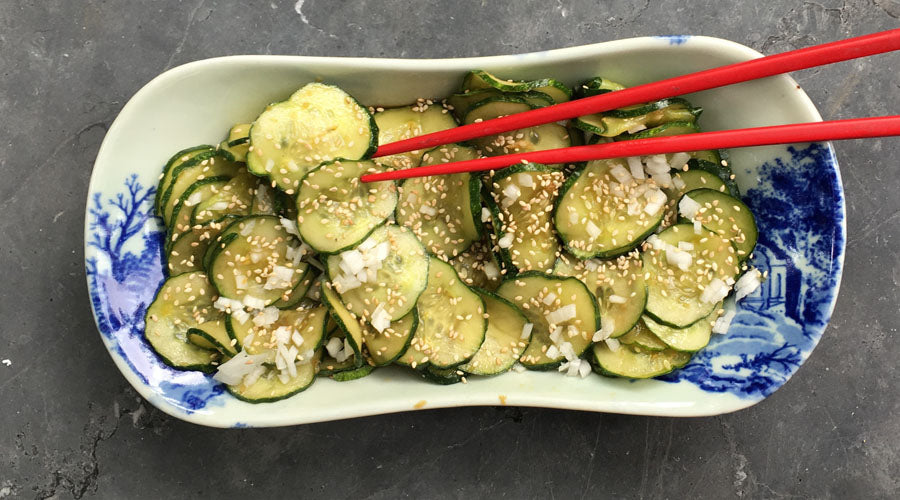 Ensalada asiática de pepino y sésamo